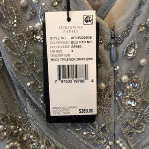 ADRIANNA PAPELL Gown